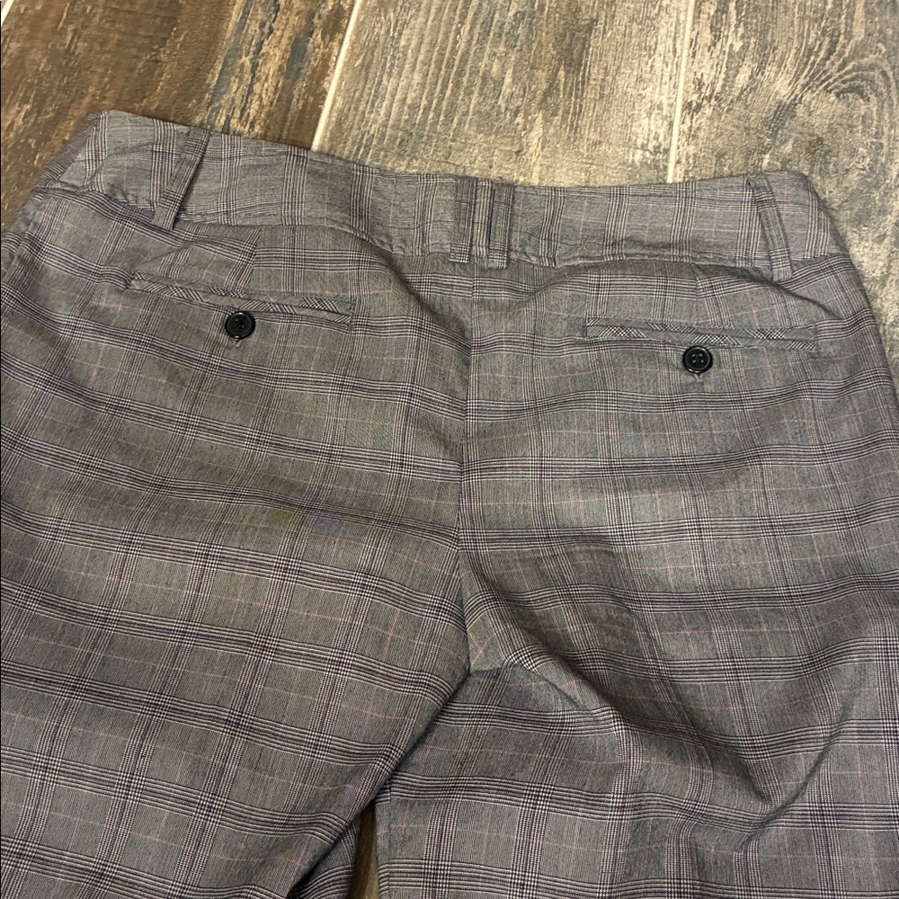Star city dress shorts. EUC - Picture 5 of 8